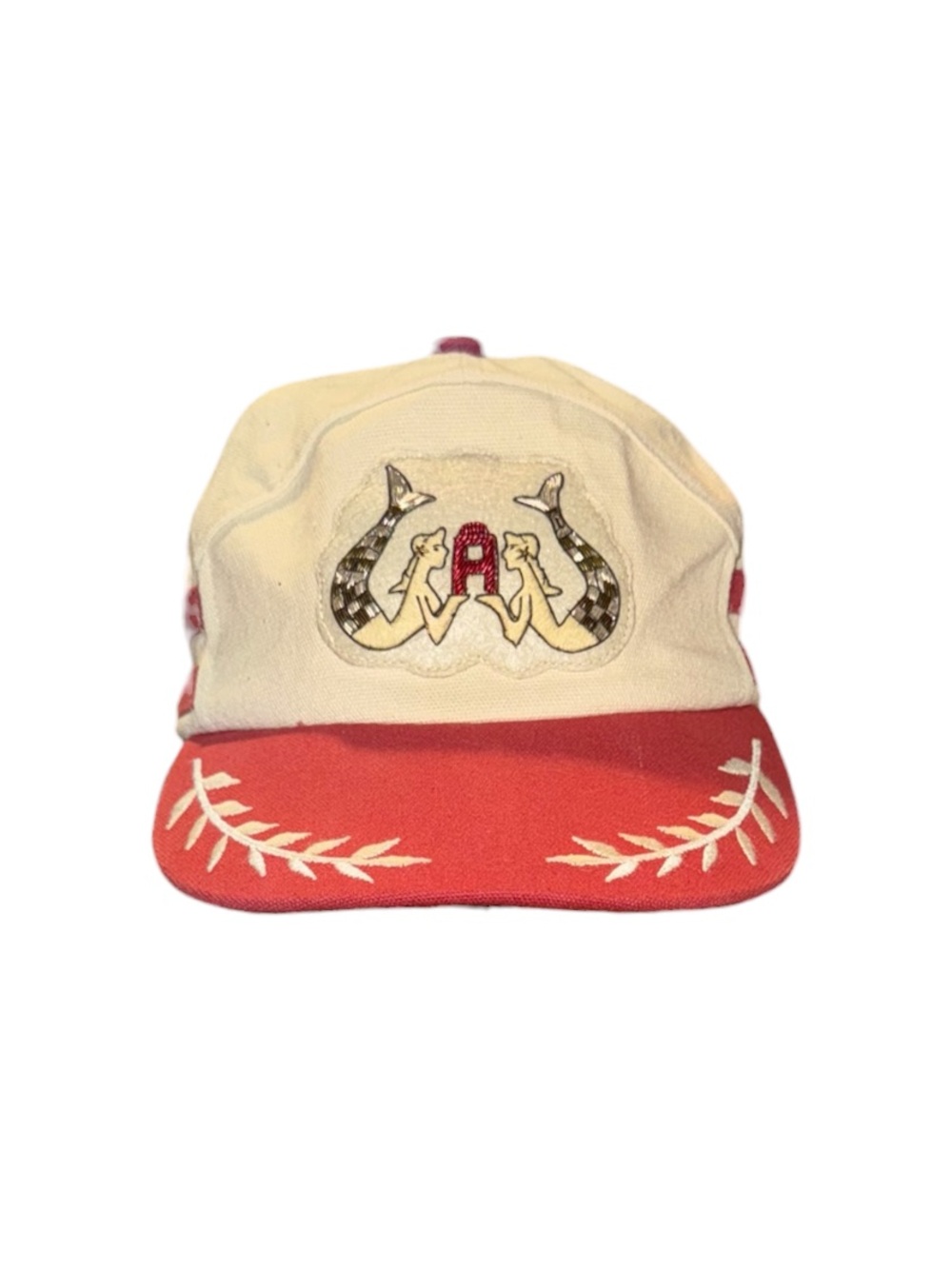 Cream and Red Embroidered Le Sirenuse Tombolo Cap